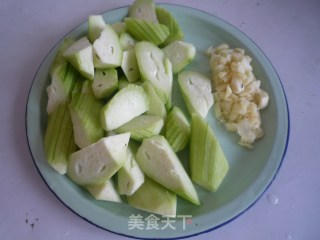 Garlic Loofah recipe