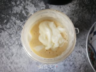 Cantaloupe Banana Yogurt Shake recipe