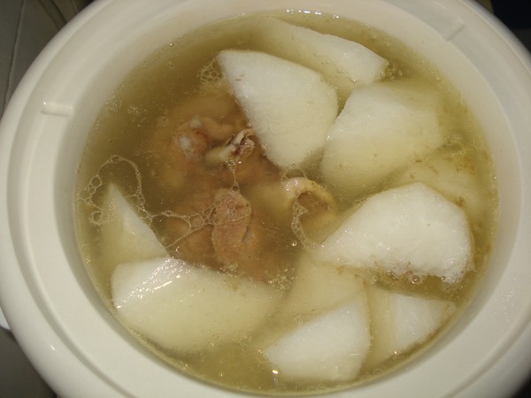 White Radish Stewed Hoof recipe