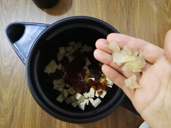 Peach Gum Sweet Potato and Red Date Soup recipe