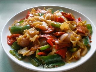 Tomato Black Pepper Butterfly Noodles recipe