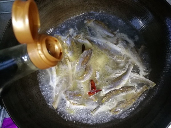 Braised Small Yellow Croaker recipe