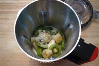Kiwi, Sydney, Banana Juice recipe