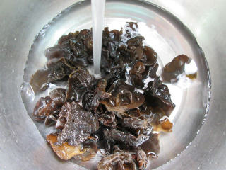 Hot and Sour Black Fungus recipe