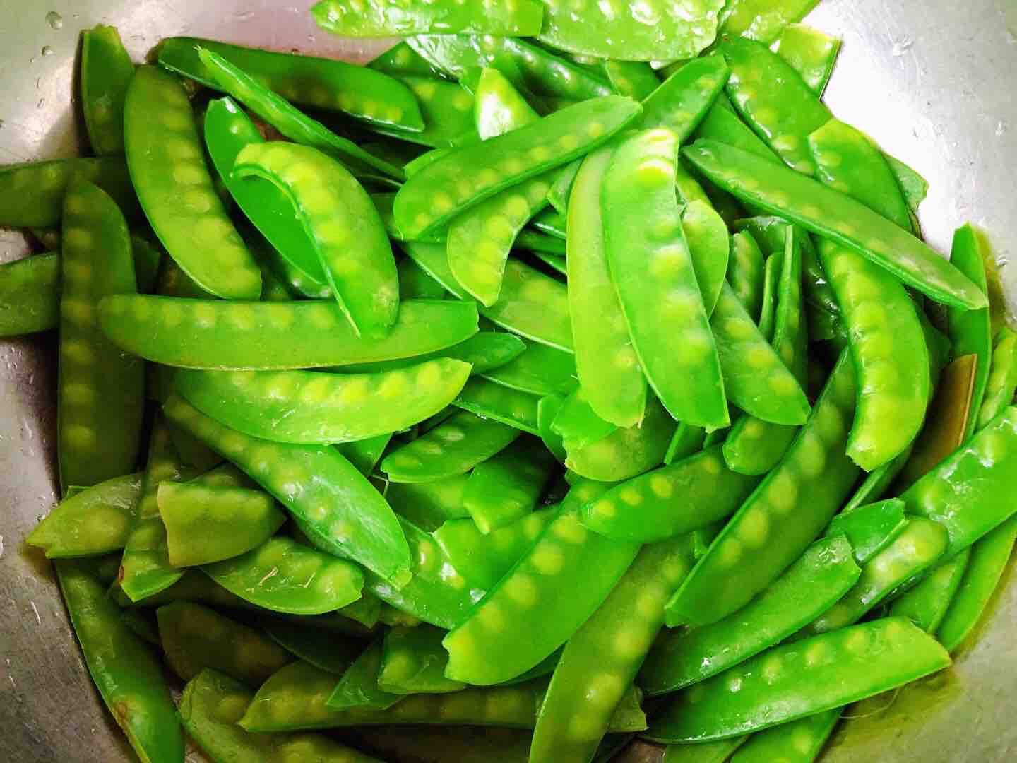 Fried Shrimp with Snow Pea recipe