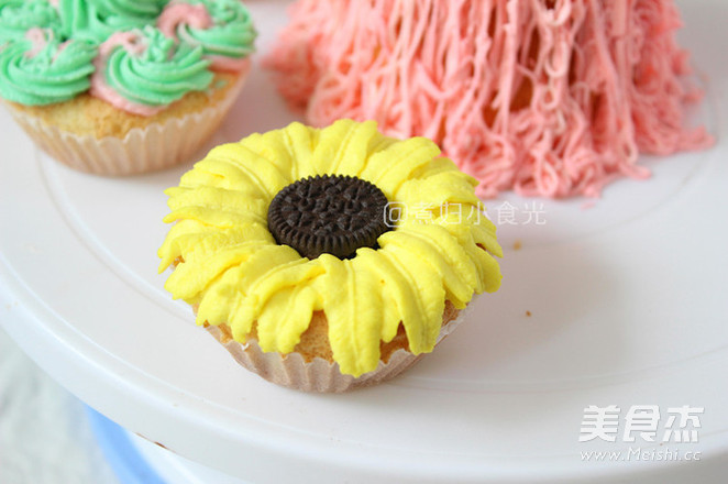 Cup Cake Decorating recipe