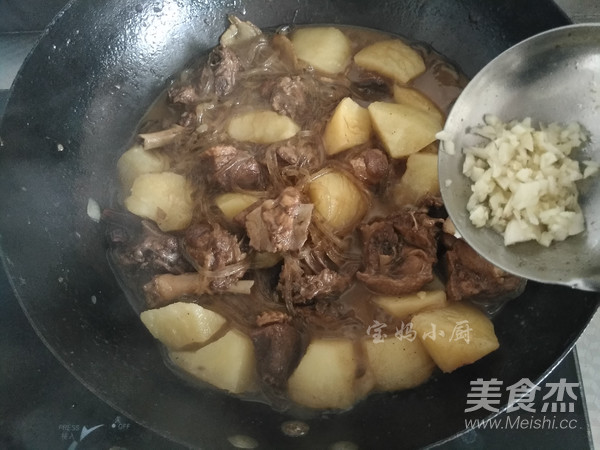 Half Slice Duck Stewed Vermicelli recipe