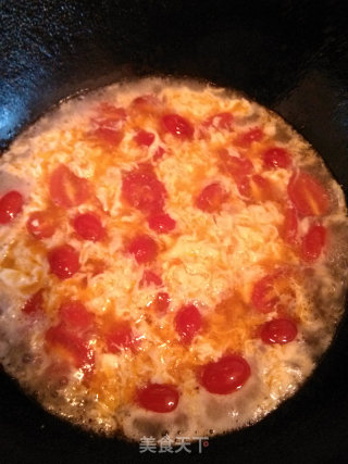 Cherry Tomatoes and Egg Soup recipe