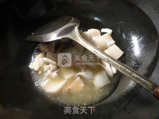 Fried Potatoes with Bamboo Shoots and Squid recipe