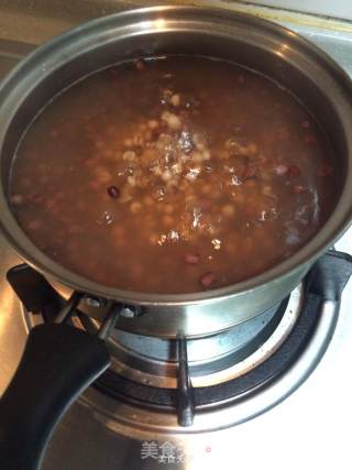 Stewed Bird's Nest with Red Beans and Barley recipe