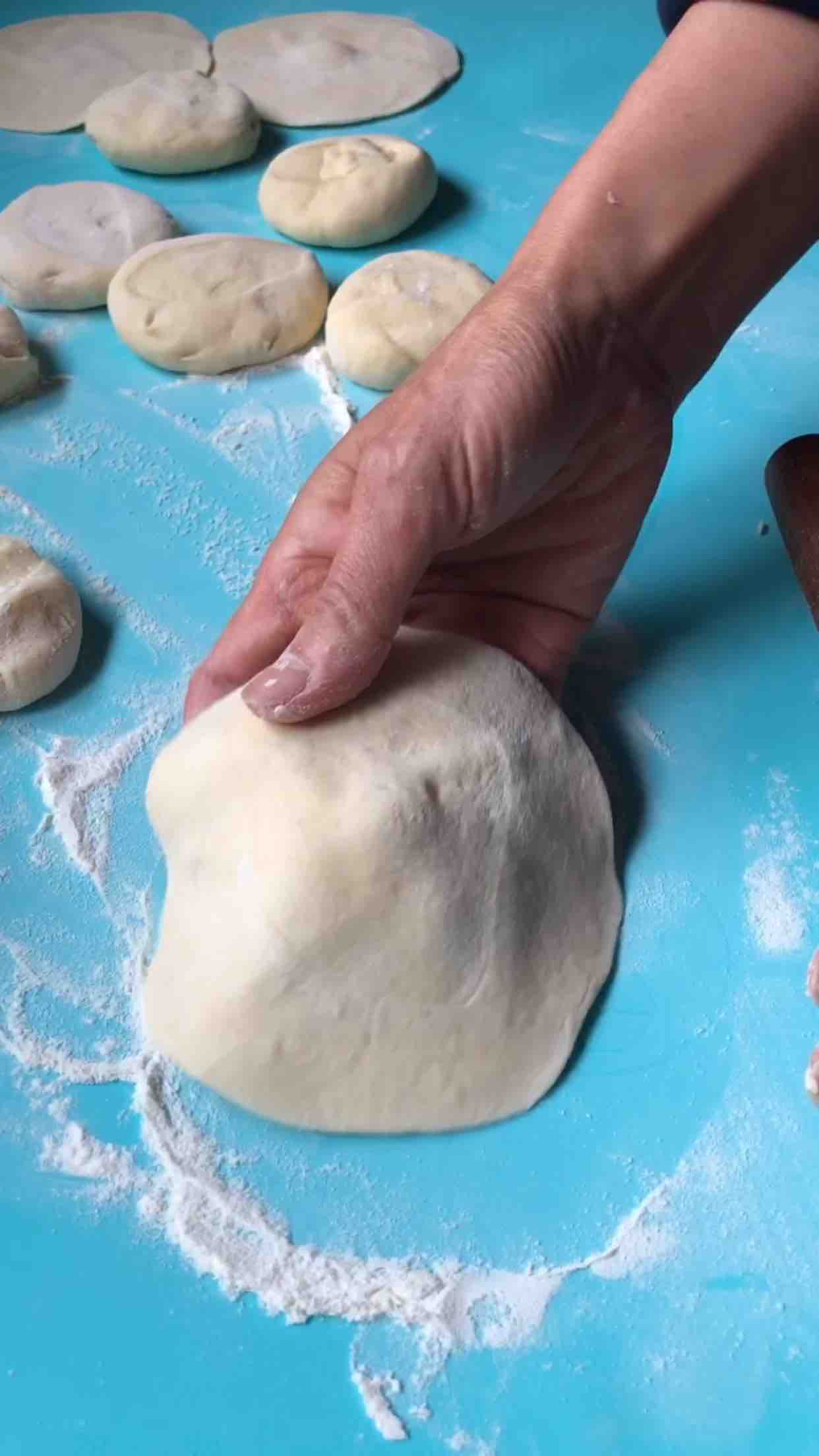 Thin Skin Cabbage Dumplings recipe