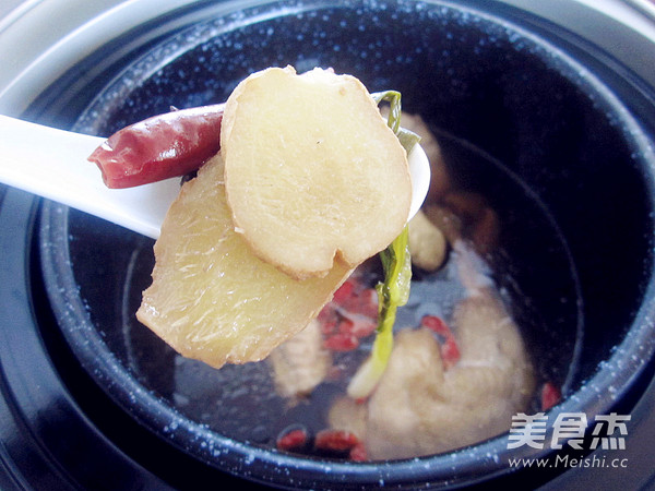 Mushroom Stewed Chicken Soup recipe