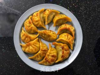 Green Vegetables and Pork Dumplings recipe