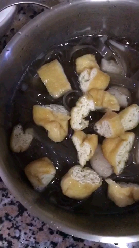Curry Beef Fish Ball Claypot recipe