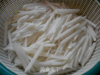 Fried Radish with Puffy Skin recipe