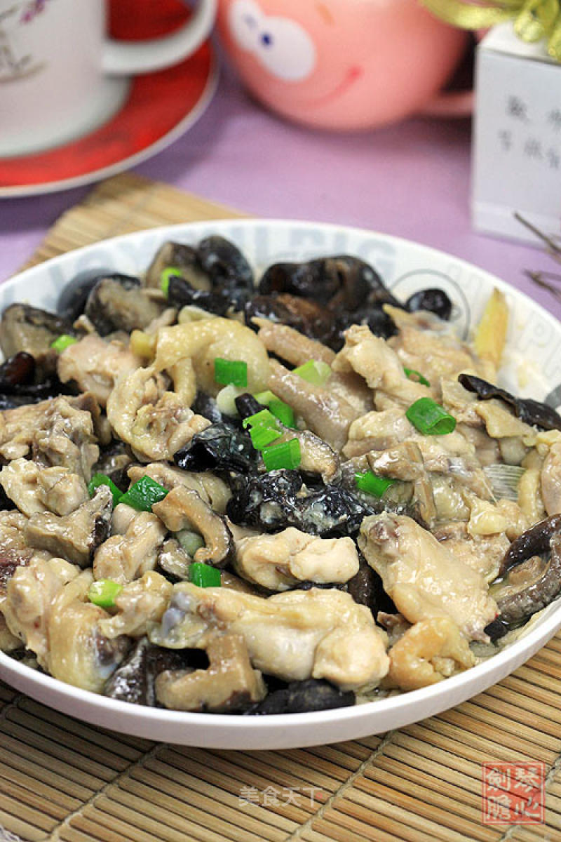 Steamed Chicken with Mushrooms