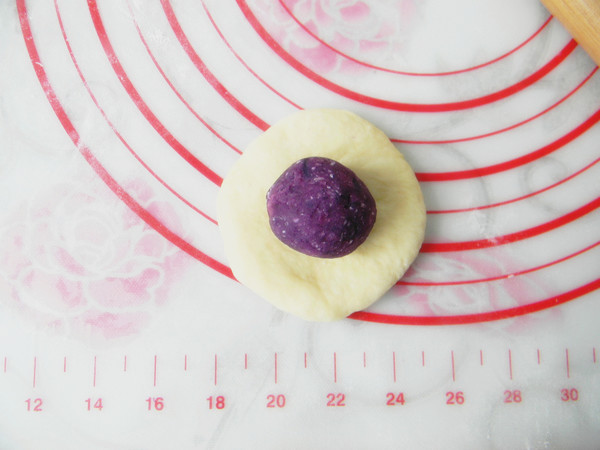 Light Cream Purple Sweet Potato Small Meal Buns recipe