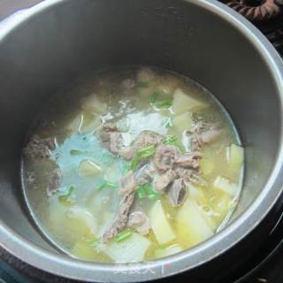 Potato Lao Duck Soup-banquet Dish recipe