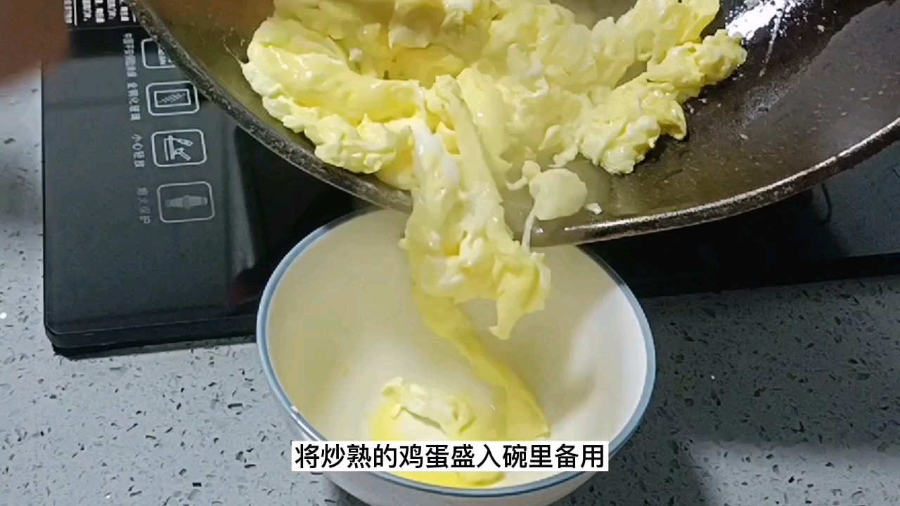 The Home-cooked Method of Scrambled Eggs with Sesame Seeds, Fragrant, Delicious and Simple recipe
