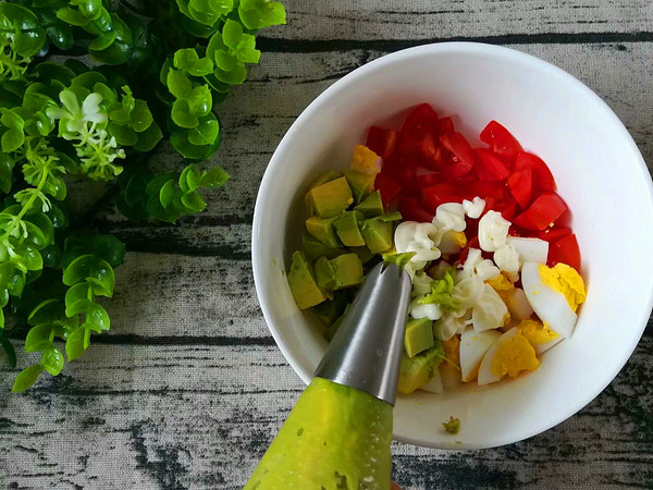 Avocado Salad Boat recipe