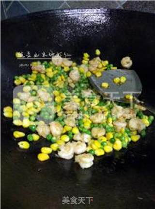 [jin Yu Man Tang] Fried Shrimp with Pea and Corn recipe