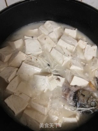 Crucian Tofu Soup recipe