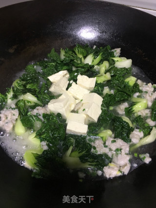 Pork Cabbage, Fish and Tofu Soup recipe