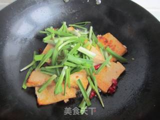 Fried Tofu with Chives and Eggs recipe