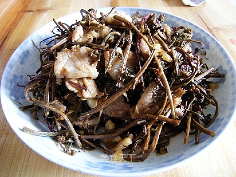 Stir-fried Pork with Bracken recipe