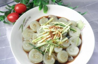 Cucumber Tossed with Noodles recipe