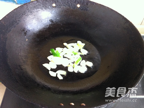 Braised Sea Cucumber with Kidney Beans recipe