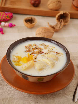 Yogurt with Walnuts recipe