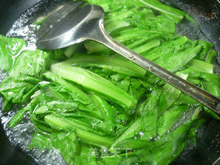 Peanuts Mixed with Lettuce recipe