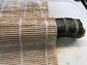 Crab Meat California Sushi Roll/regular Roll Wrapping Method recipe