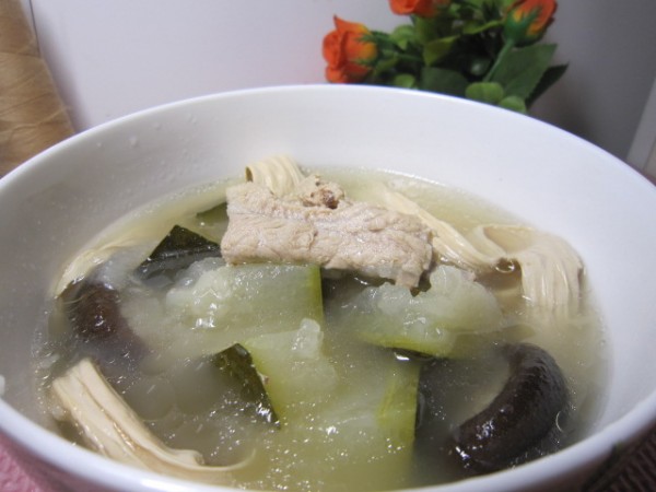 Mushroom Ribs and Winter Melon Soup with Skin recipe