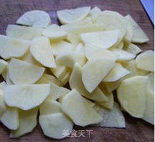 Beef Cabbage Potato Chips in Tomato Sauce recipe