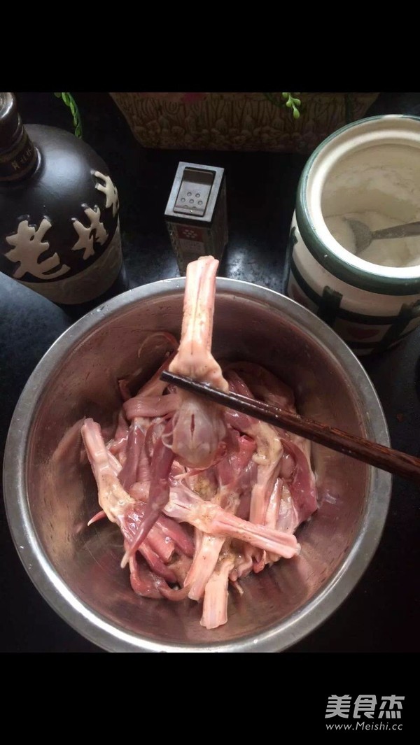 Duck Tongue with Sauce recipe