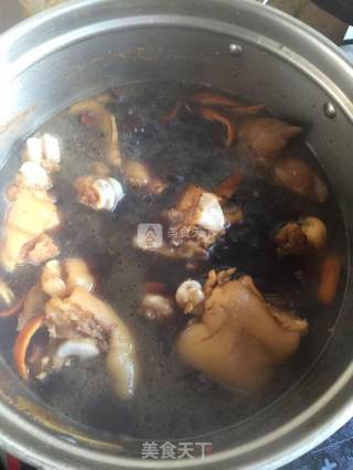 Orange Scented Trotter recipe