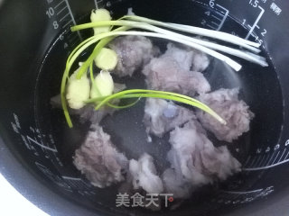 Radish Pork Bone Soup recipe