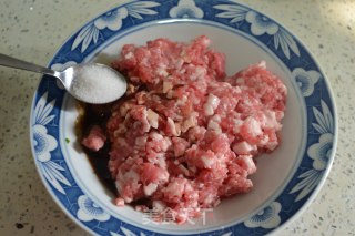 Wheat Celery Pork Bun recipe