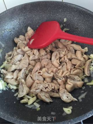 Stir-fried Fatty Intestines recipe