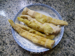 Lamb's Tail Bamboo Shoots Mixed with Eggplant recipe