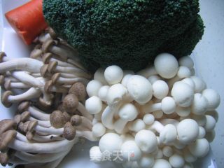 Braised Double Mushroom with Abalone Sauce recipe