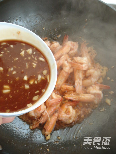 Open Back Shrimp in Garlic Tomato Sauce recipe