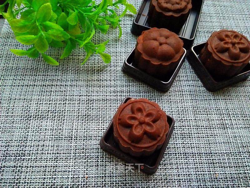 #新良首第届烤大赛# Sweet Chocolate Coconut Cranberry Mooncakes recipe