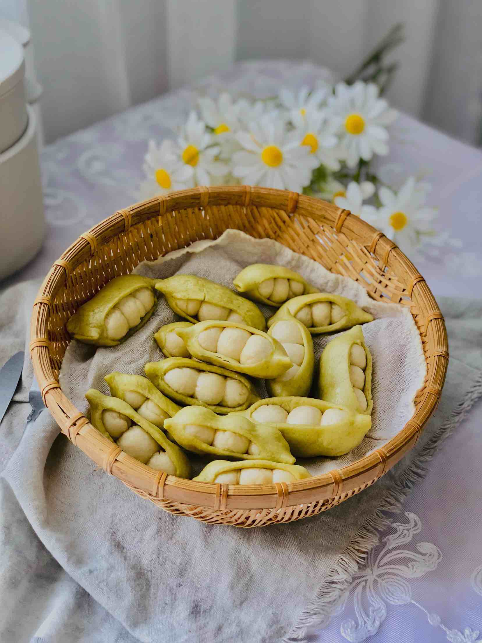 Pea Pod Buns recipe