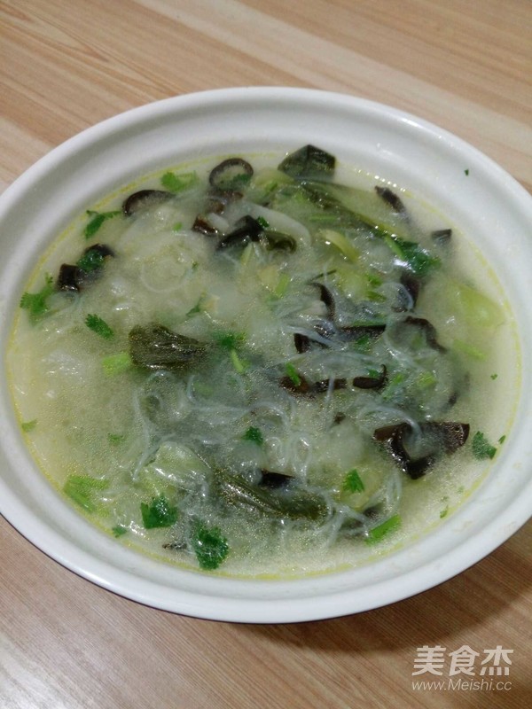 Old Cucumber Vermicelli Fungus Soup recipe