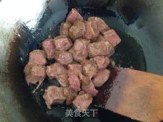 Black Garlic Beef Cubes-tianjin Local Cuisine recipe