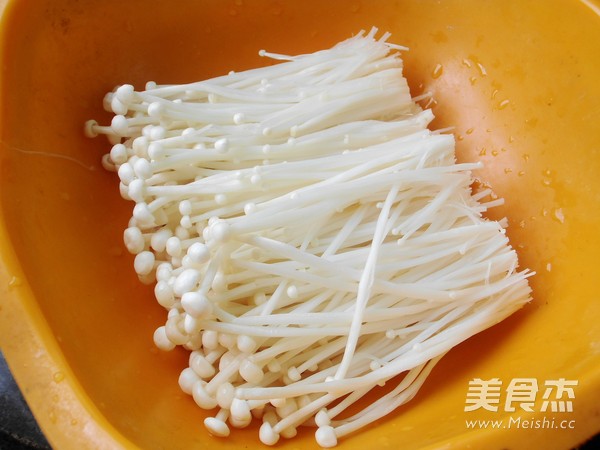 Steamed Golden Needle Squid Rings recipe