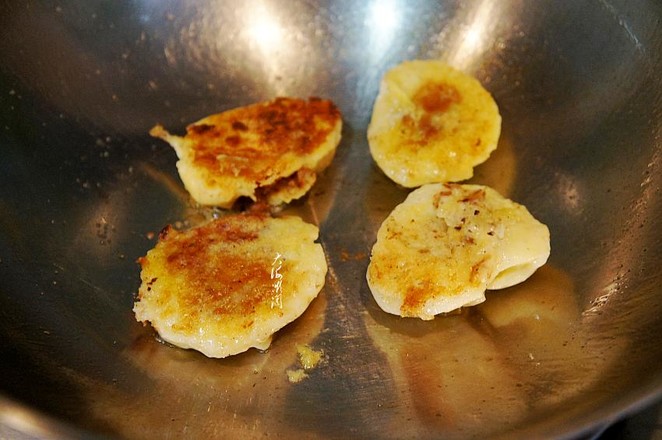 Fried Sticky Bean Buns recipe